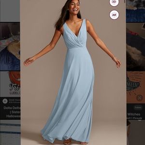 David’s Bridal v-neck tank full skirt bridesmaid dress in dusty blue - size 4